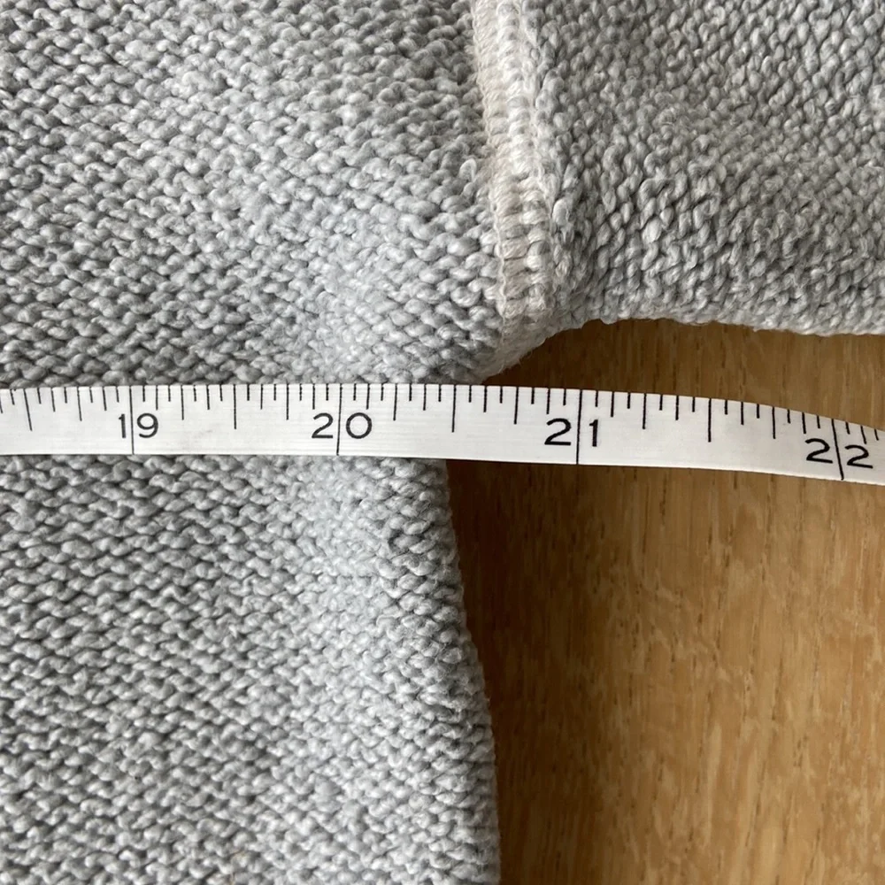 Banana Republic ’Dorito’ Sweater - Picture 7 of 11